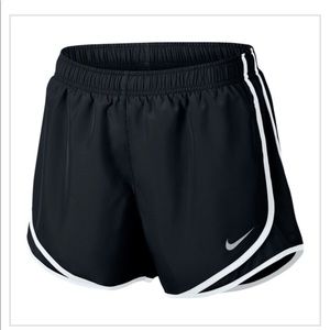 Nike Women's Dry Tempo 3" Running Shorts